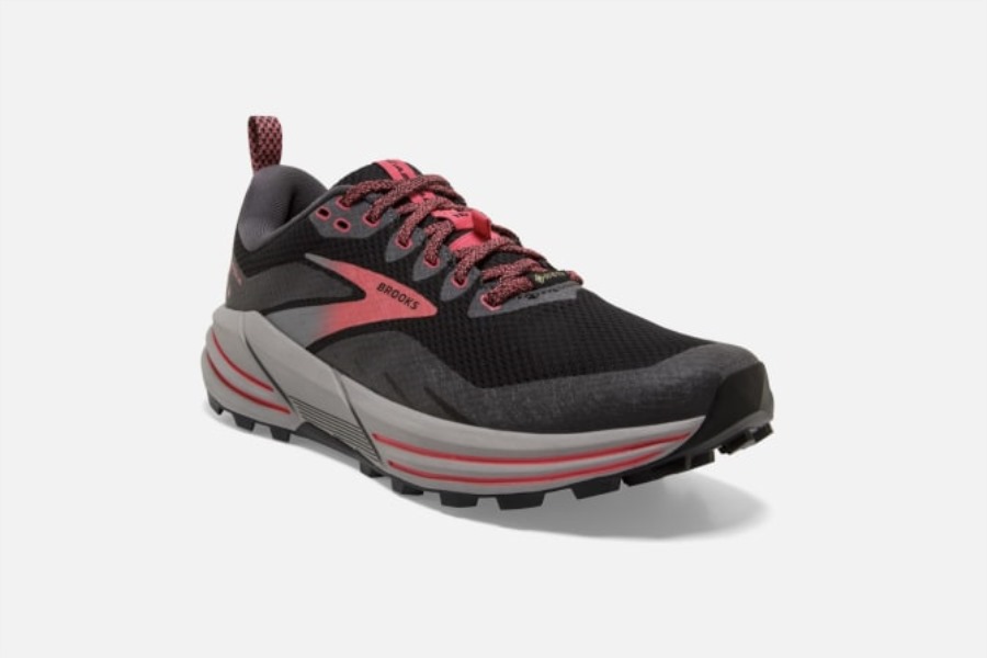 Brooks Black-Black Pearl-Coral Cascadia 16 GTX