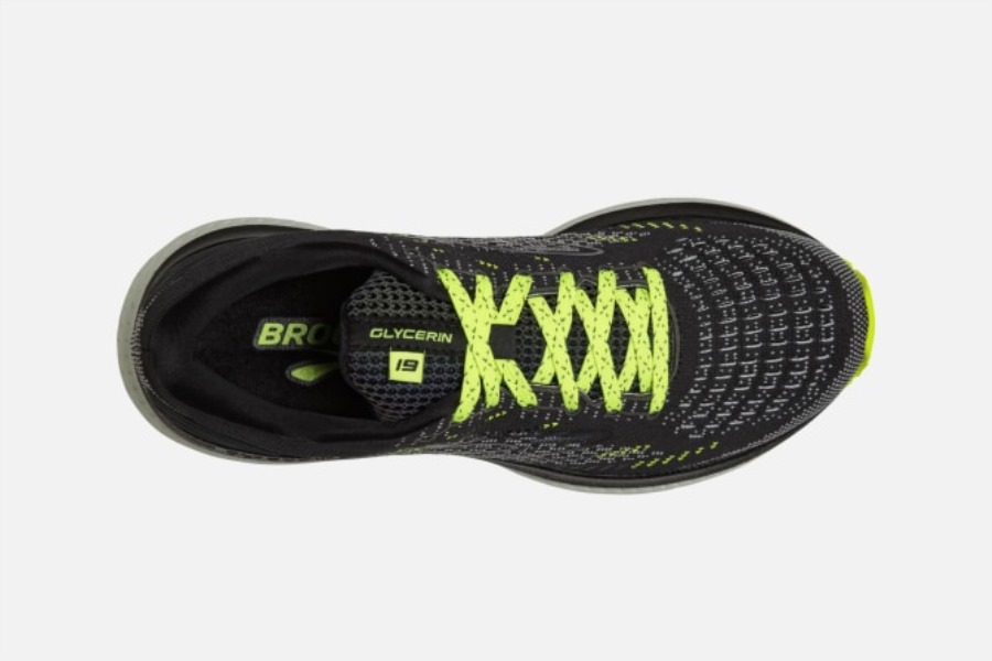 Glycerin 19 Run Visible-Nightlife-Spa Brooks