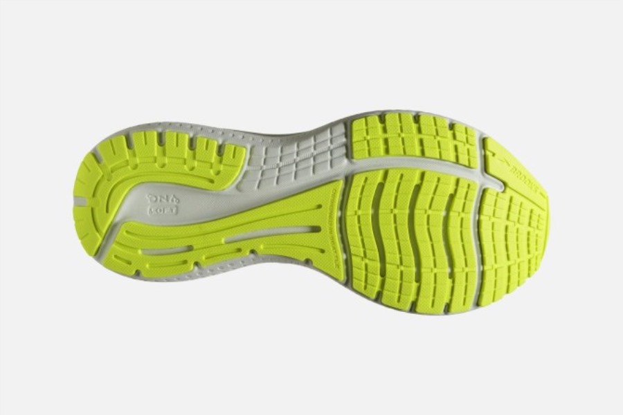 Glycerin 19 Run Visible-Nightlife-Spa Brooks