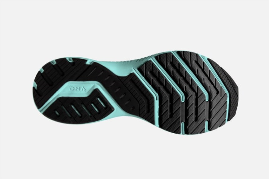 Launch 8 Black-Ebony-Blue Tint Brooks