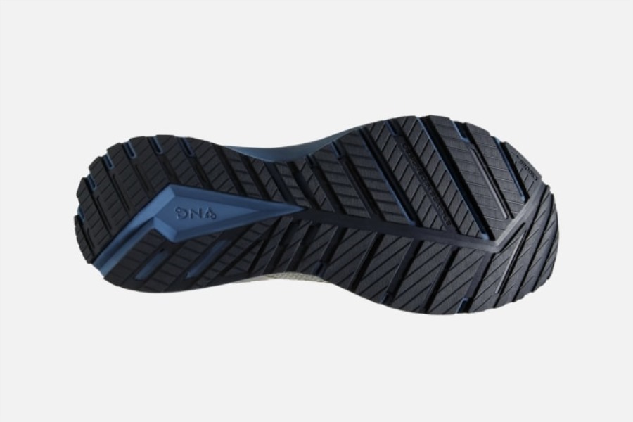 Revel 5 Fuse Oyster-Ny-Dk Blue Brooks