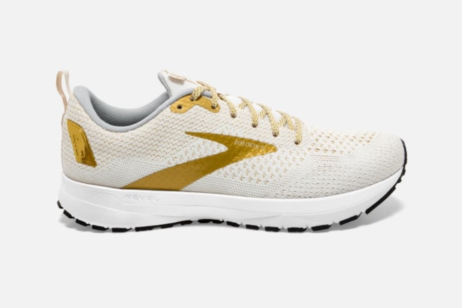 Revel 4 White-Gold Brooks